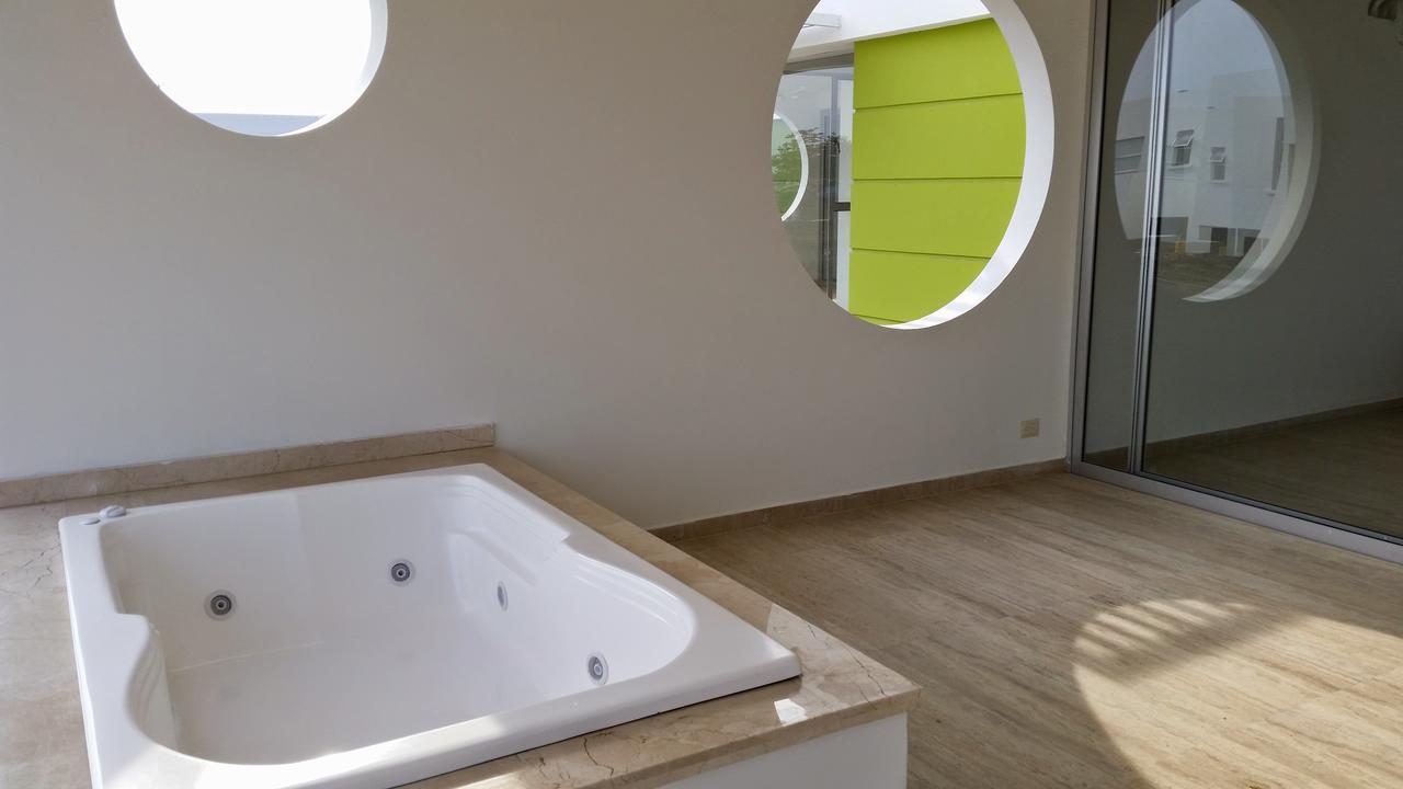 Cabana Puerto Velero Puerto Caimán エクステリア 写真